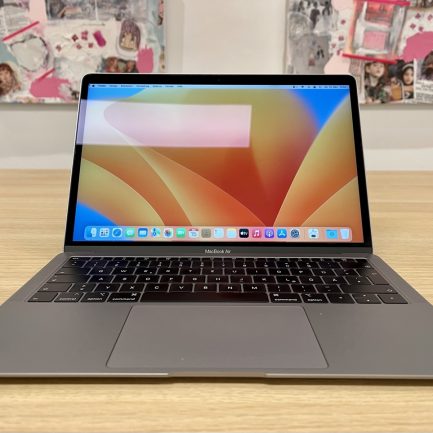 Apple MacBook Air 13" Space Gray, refurbished